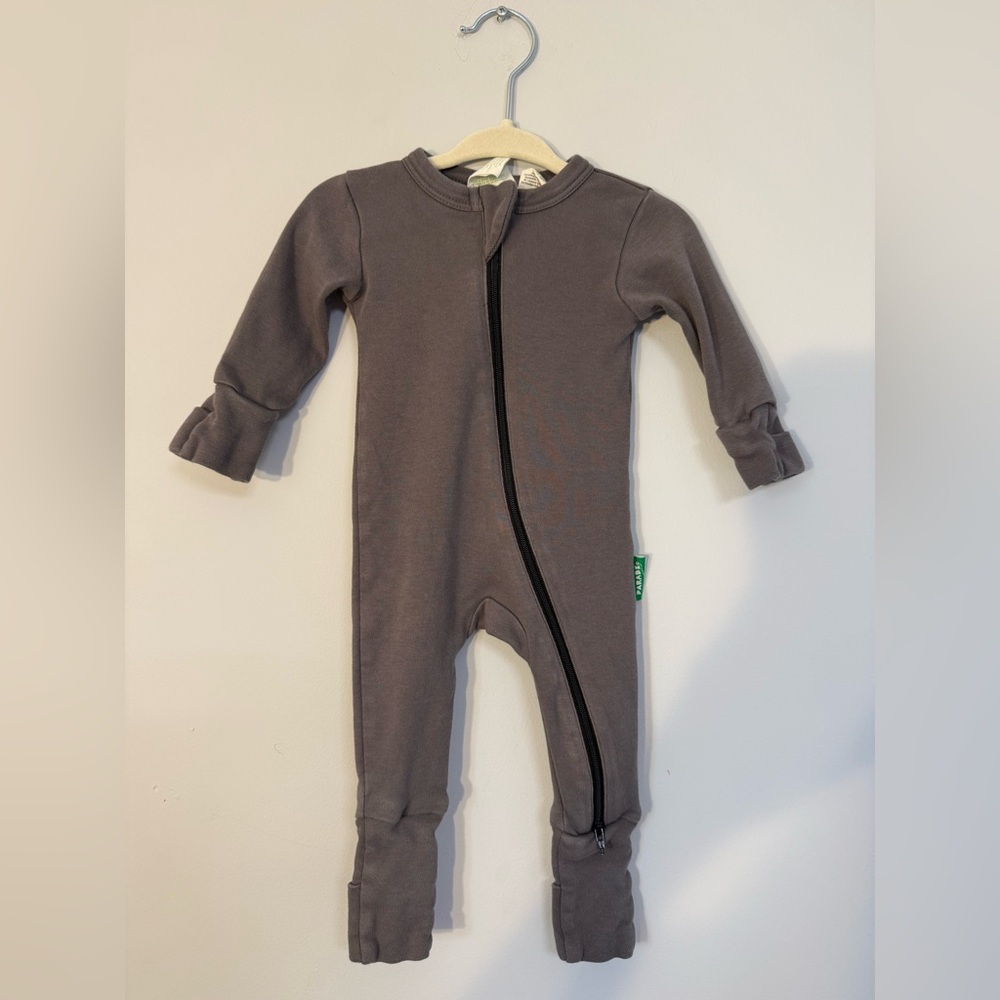 Cozy Parade Gray double Zipper baby Footed One-Piece 0-3